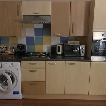 & Cosy Apartment In The Heart Of Stokes Croft بريستول المظهر الخارجي الصورة