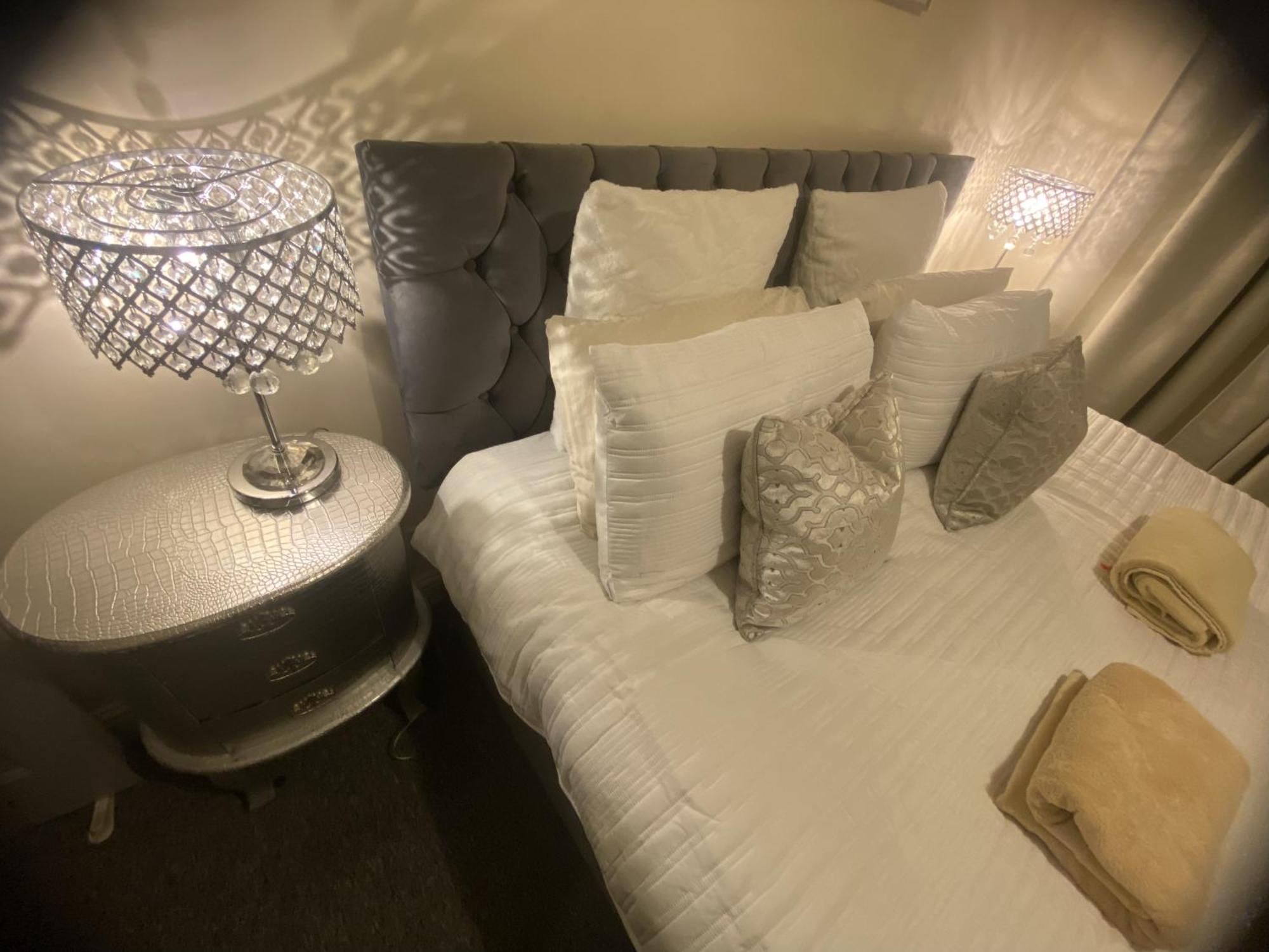 & Cosy Apartment In The Heart Of Stokes Croft بريستول المظهر الخارجي الصورة